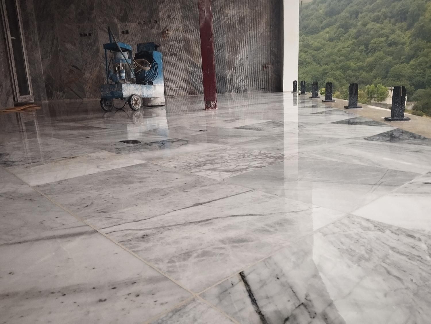 سنگسابی رویان:کفسابی رویان 09361934188